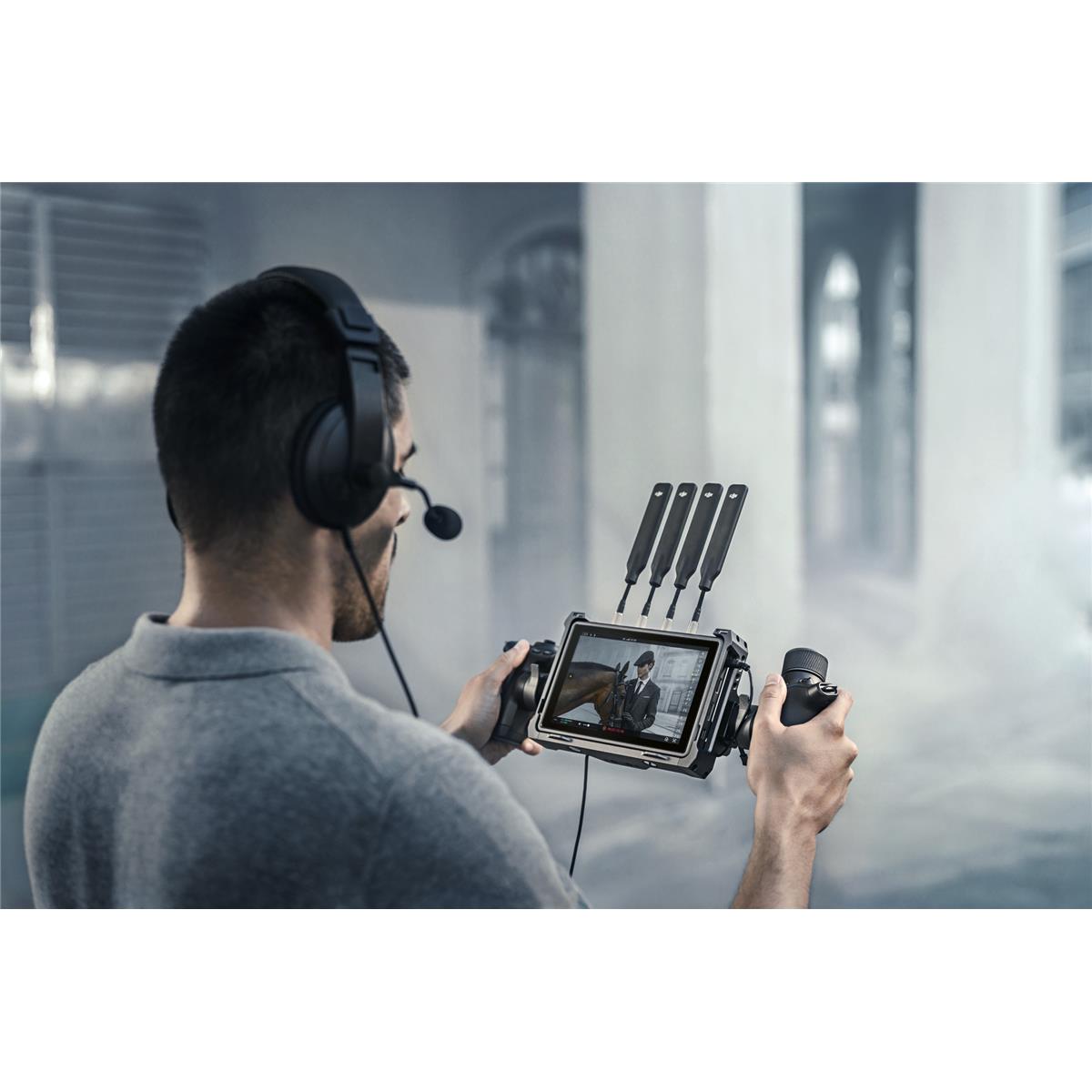 DJI Transmission with High-Bright Monitor Combo